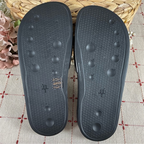 P448 Super Water Resistant Slide Sandal Women's 36 6/6.5 Contoured Footbed Black - Picture 4 of 6